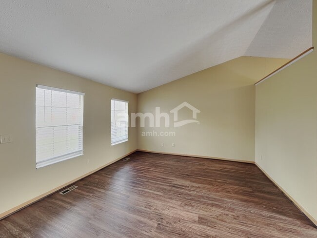 Building Photo - 88 Brooksedge Dr E