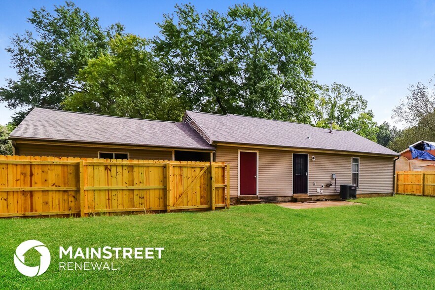 Building Photo - 2145 Bobolink Trail