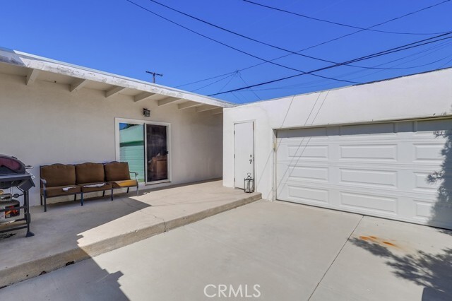 Building Photo - 3756 Myrtle Avenue