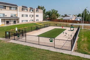 Building Photo - Alpine Meadows