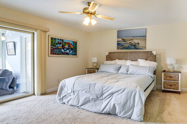 Building Photo - 113 Tidy Island Blvd