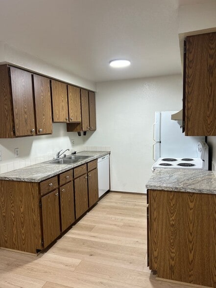 Interior Photo - Viking Suites