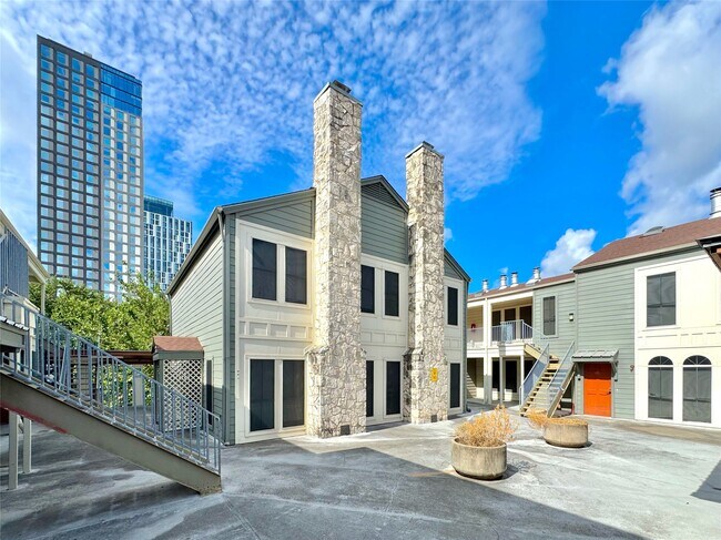 Building Photo - 2529 Rio Grande St