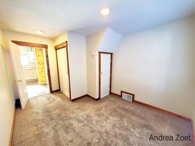 Building Photo - 7612 M-37