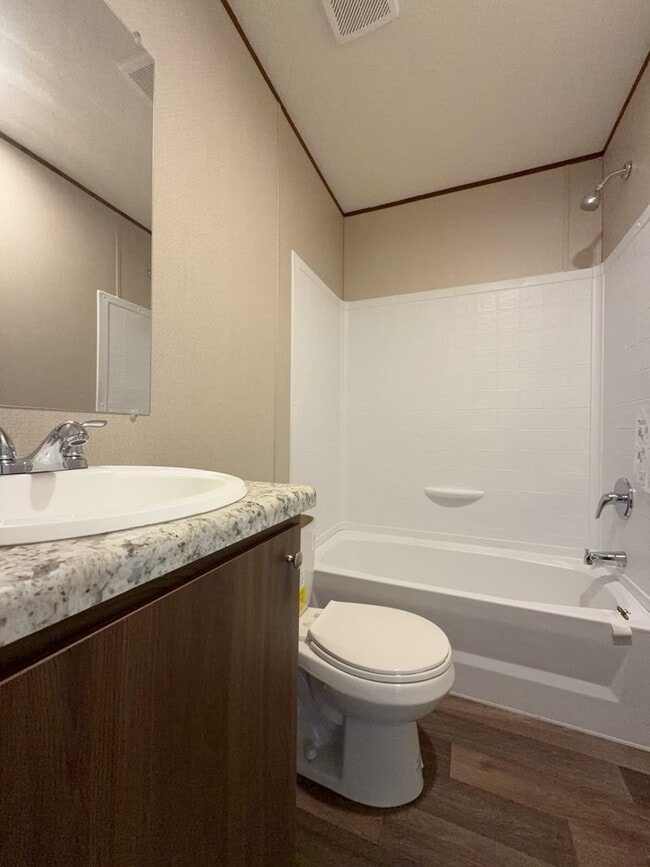 Building Photo - 3046-5914 15