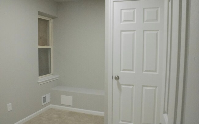 Building Photo - 50 N Patterson Park Ave