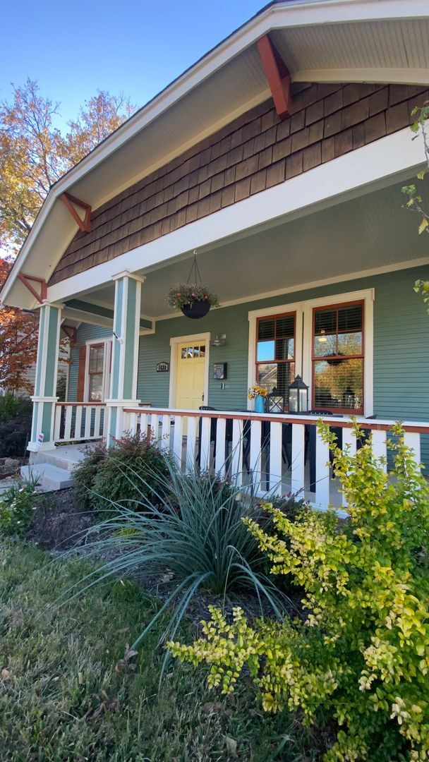 Building Photo - Craftsman-Style Home in Historic Fairmount!