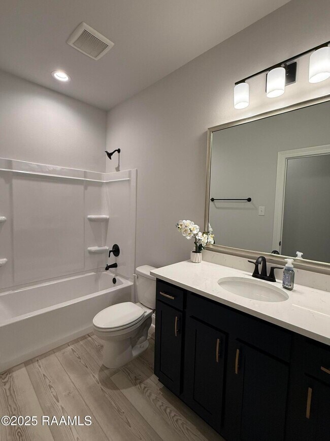 Building Photo - 135 Ridley Ln