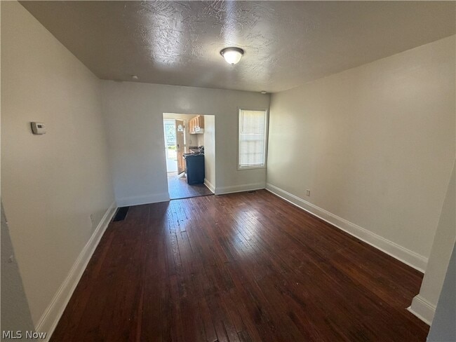 Building Photo - 15416 Waterloo Rd