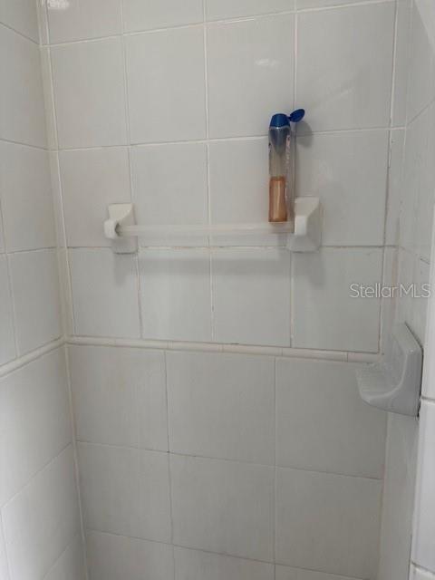 Building Photo - 911 Valmar St