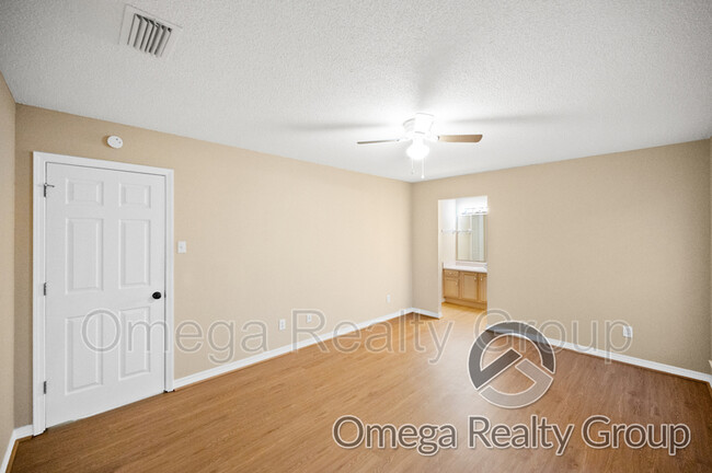 Building Photo - 6936 Magnolia Trace