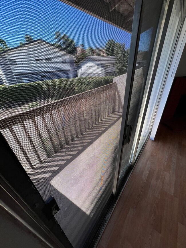 Building Photo - 1251 S Meadow Ln