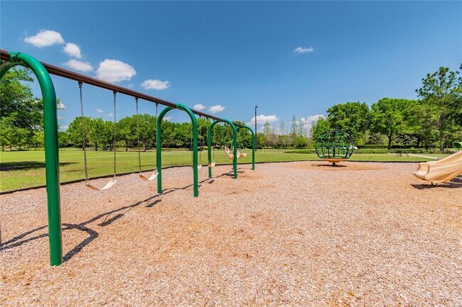 Building Photo - 9653 Ashworth Pl
