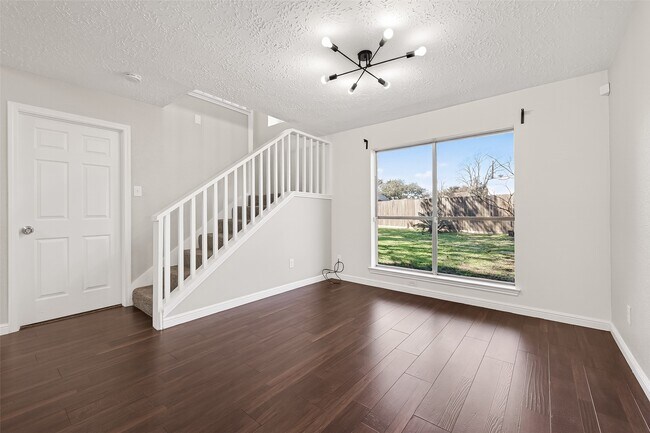 Building Photo - 1507 Windys Way