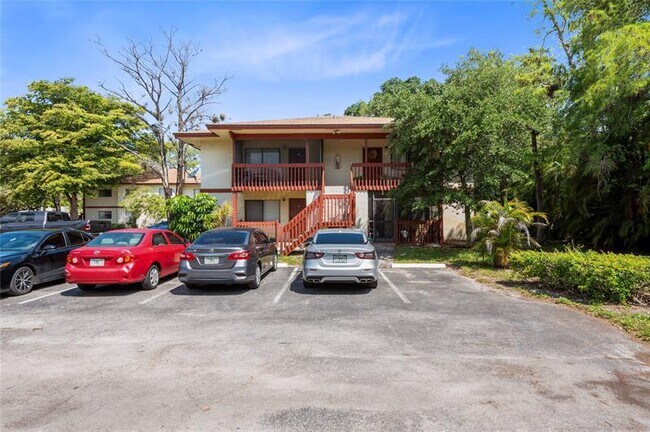 Building Photo - 2082 NW 43 Terrace