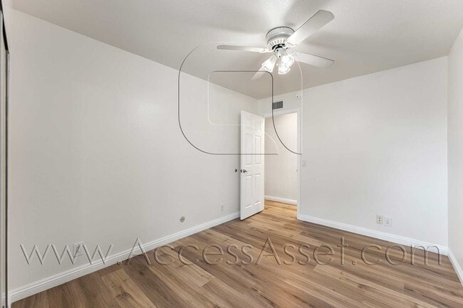 Building Photo - Spacious 4 Bedroom Home with Private Yard & Covered Patio in Anaheim Hills
