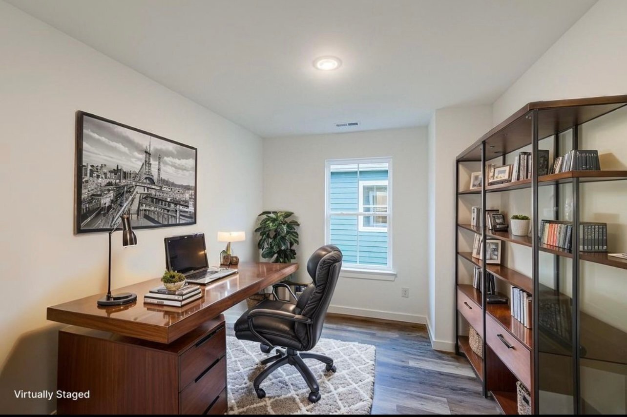 Building Photo - 267 Vanderbilt Rd
