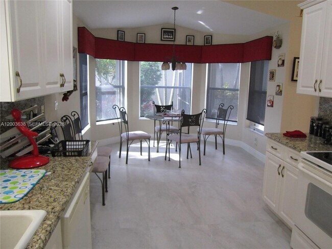 Building Photo - 9798 Casa Mar Dr