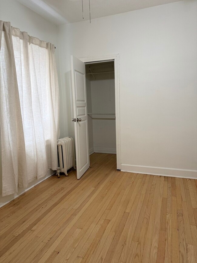 Building Photo - 2453 N Tripp Ave