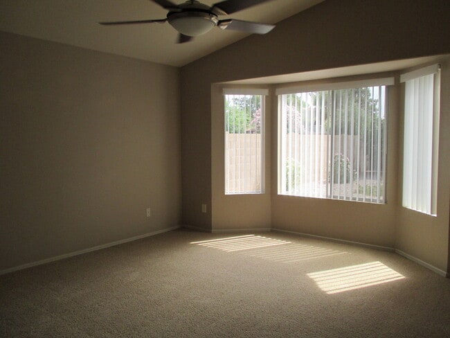 Building Photo - Chandler Single Story House - 3 Bedroom | 2 Bath Rental