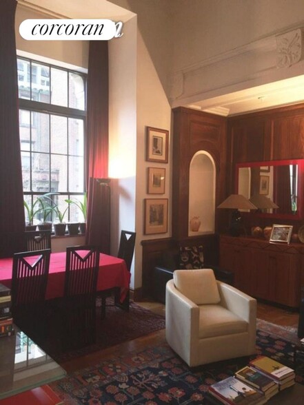 Primary Photo - 253-263 W 73rd St