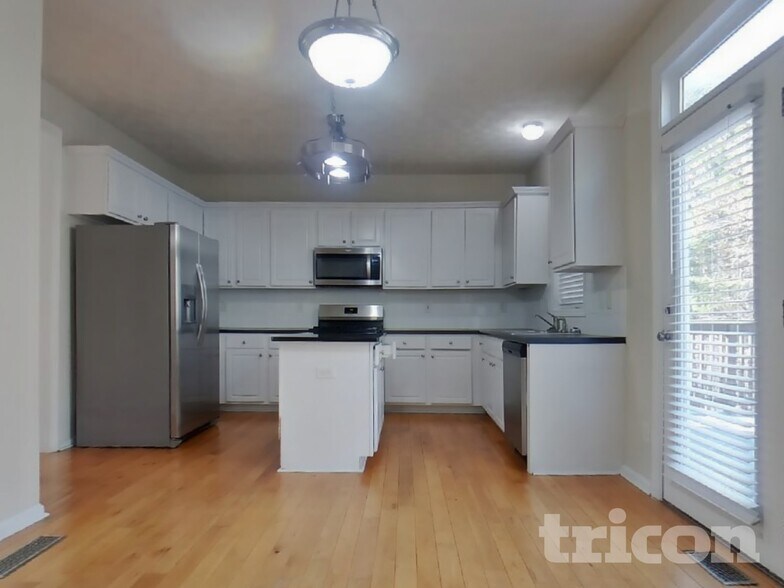 Building Photo - 3536 Butler Springs Trace