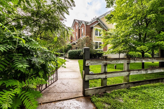 Building Photo - 6556 Reserve Dr