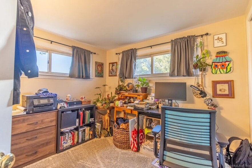 Bedroom2 - 6 Russell Ave