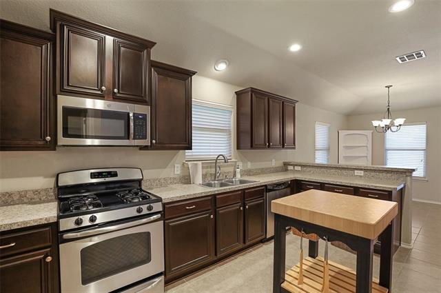 Building Photo - 2404 Slalom Dr