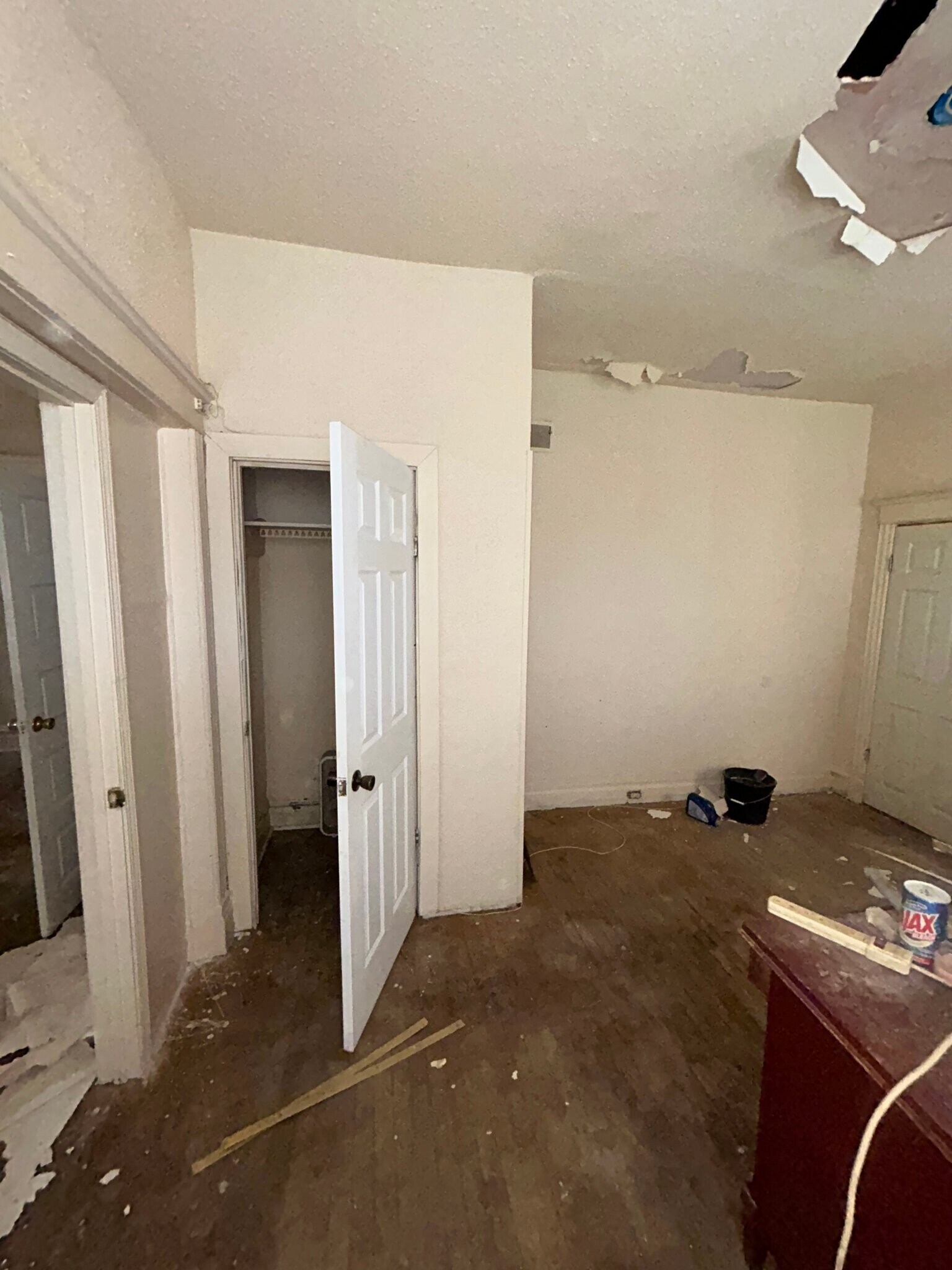 Building Photo - 5601 Lotus Ave