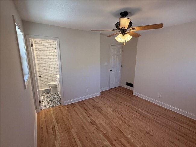 Building Photo - 456 Poverty Acres Rd