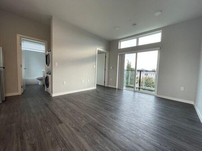 Interior Photo - Sylvan Court