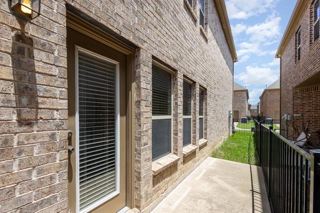 Building Photo - 4236 Kiowa Dr