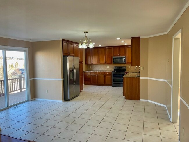 Building Photo - 1542 Chadderton Ct