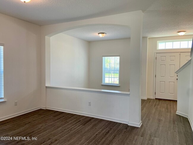 Building Photo - 810 Laurel Valley Dr