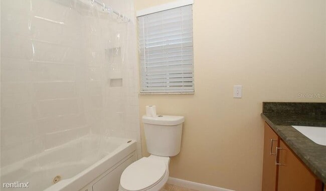 Building Photo - 4627 W El Prado Blvd