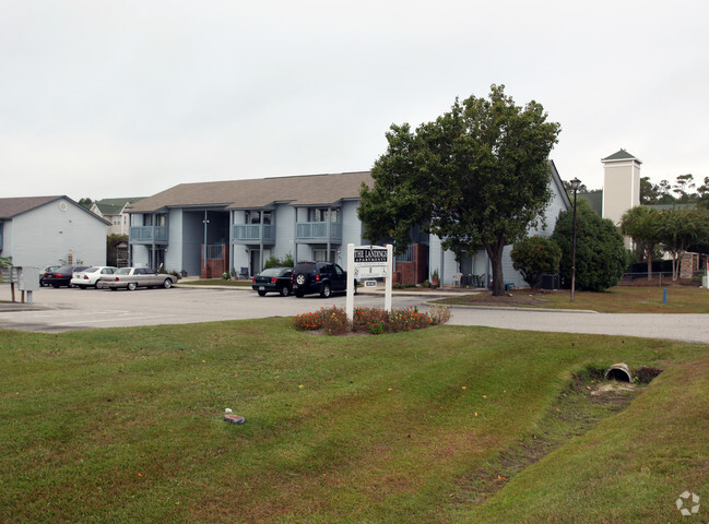 Building Photo - The Landings Apartments