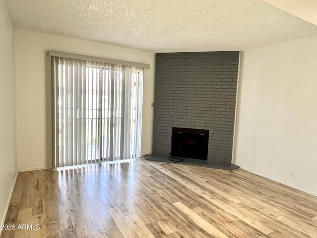 Building Photo - 6818 N 35th Ave