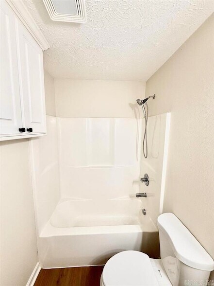 Building Photo - 506 Waymack Cove