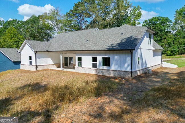 Building Photo - 125 Rains Rd