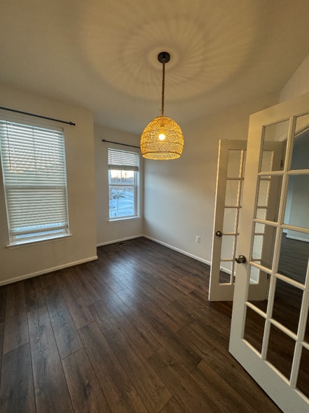 Building Photo - 16108 Coolidge Ave