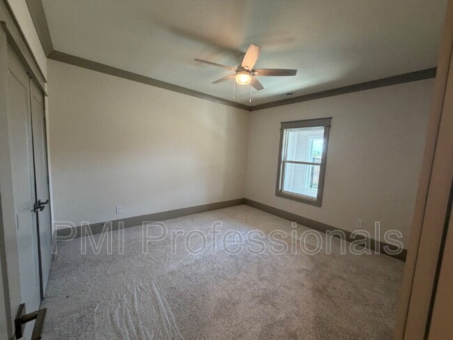 Building Photo - 2035 Grace Johns Cir