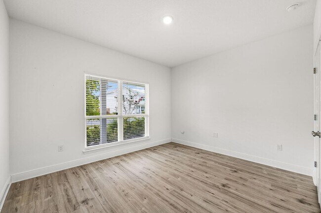 Building Photo - 185 Sea Eagle Ln