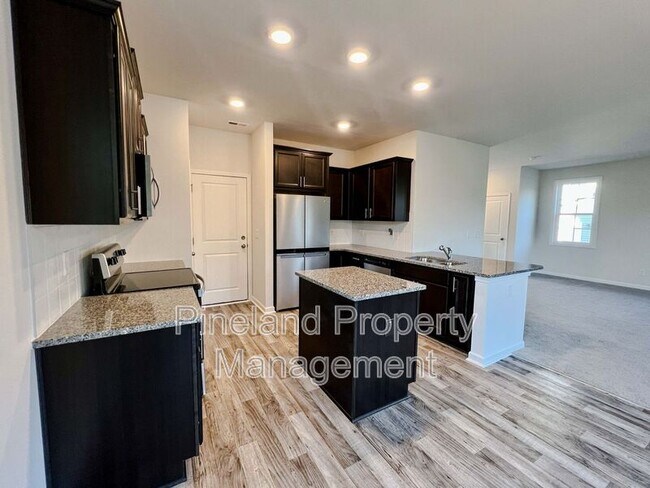 Building Photo - 181 Springhaven Dr