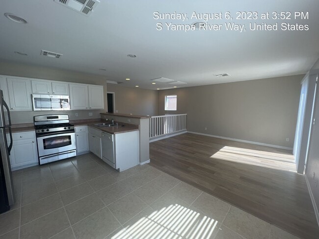 Building Photo - 3 Bedroom House in the South West