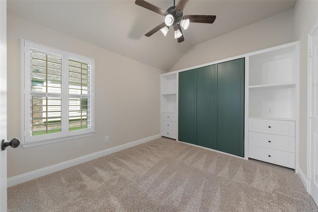 Building Photo - 206 Covington Dr