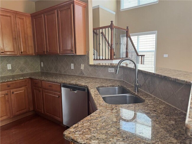Building Photo - 5620 Falls Landing Dr