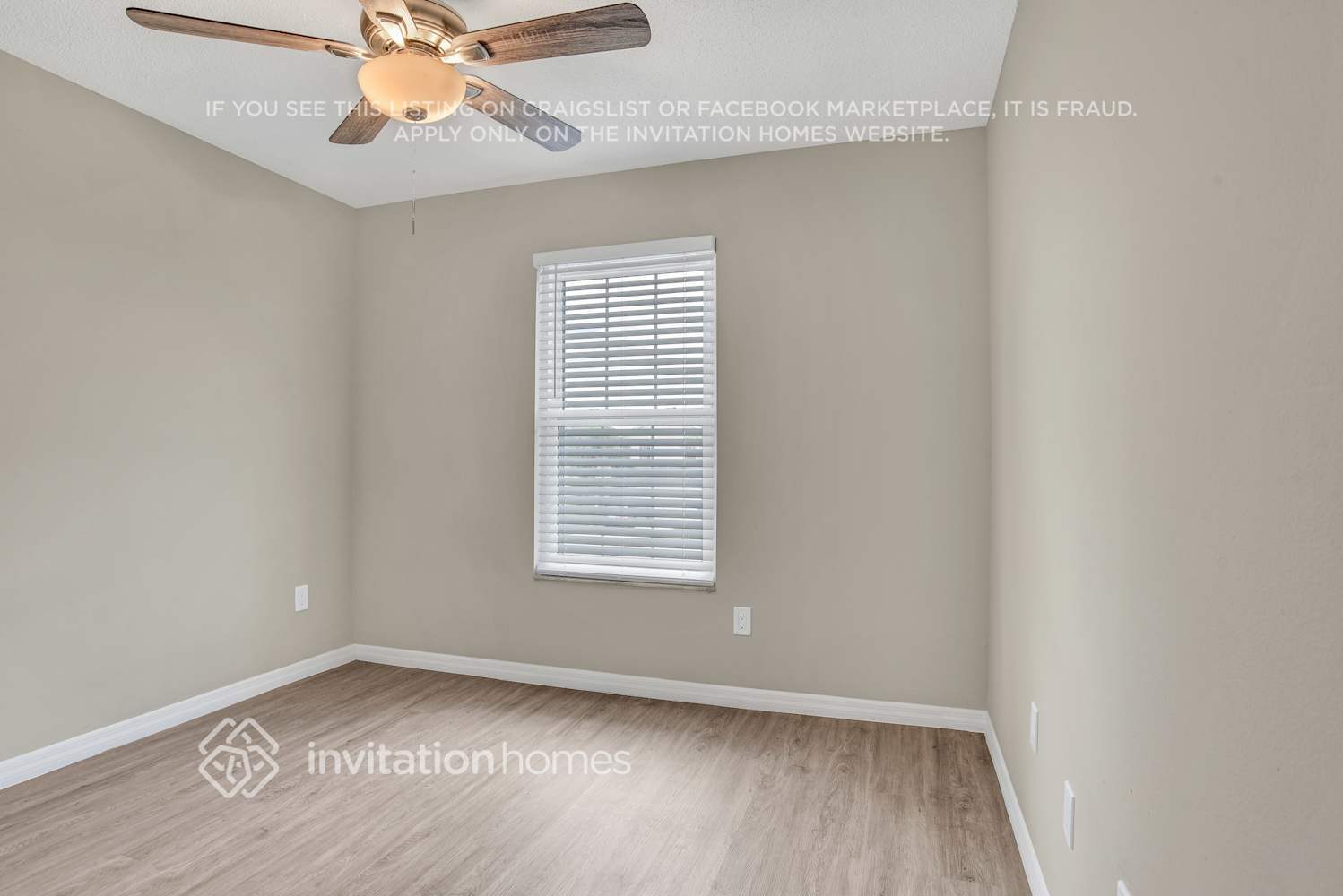 Building Photo - 2409 Knightsbridge Blvd