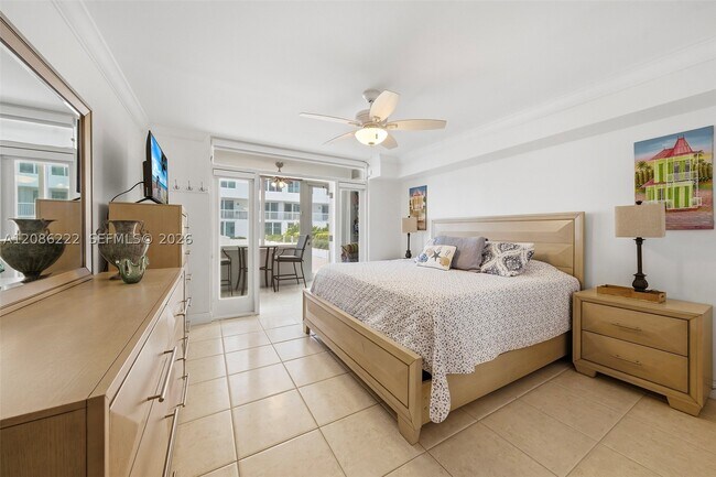 Building Photo - 5401 Collins Ave