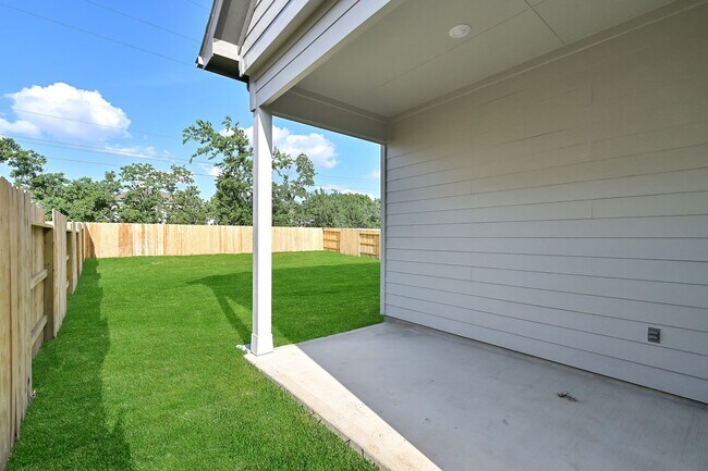 Building Photo - Welcome to the Adair — Five-Bedroom Living, Contemporary Style.